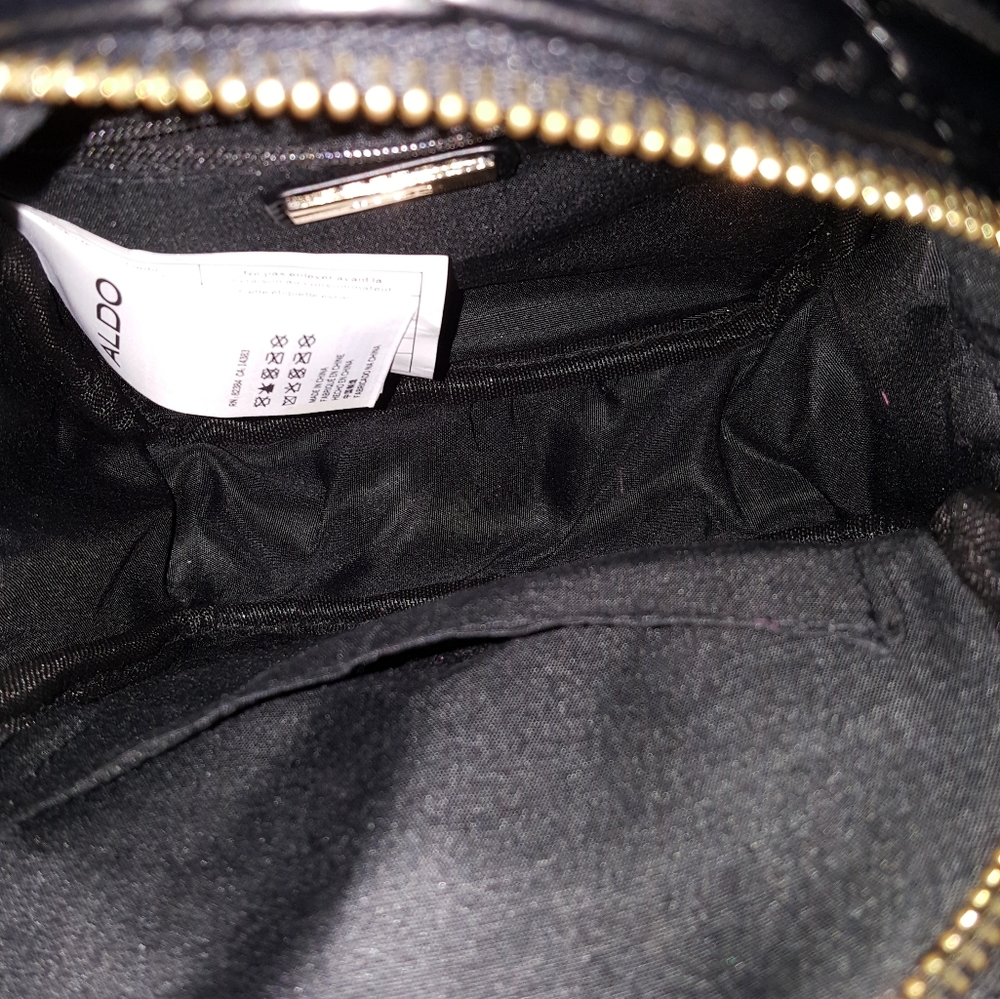 Bag - Picture 2 of 2